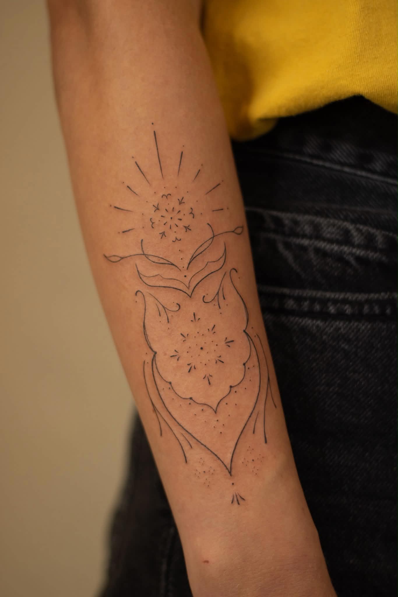 Lindo ornamento em fine line